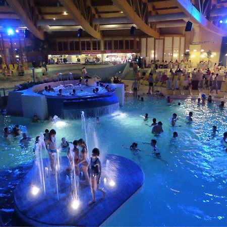 Ferienpark Templin Direkt Neben Der Naturtherme Exterior photo